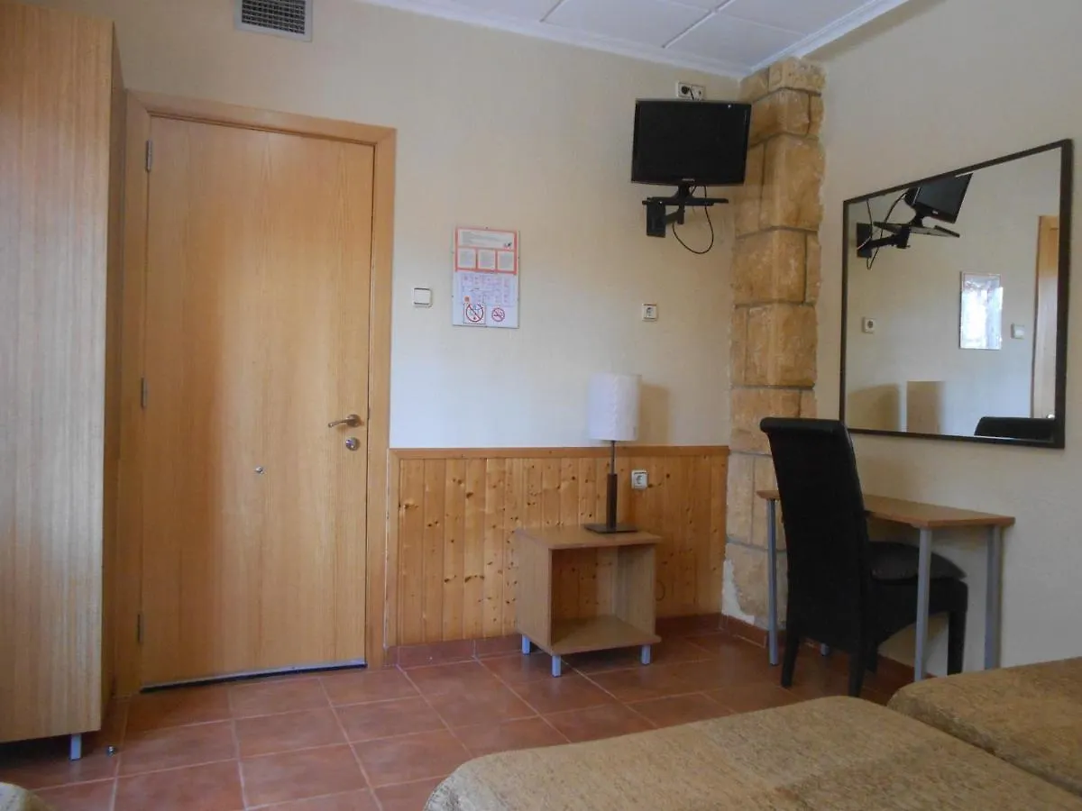 Hostal El Callejon Tarragona 2*,