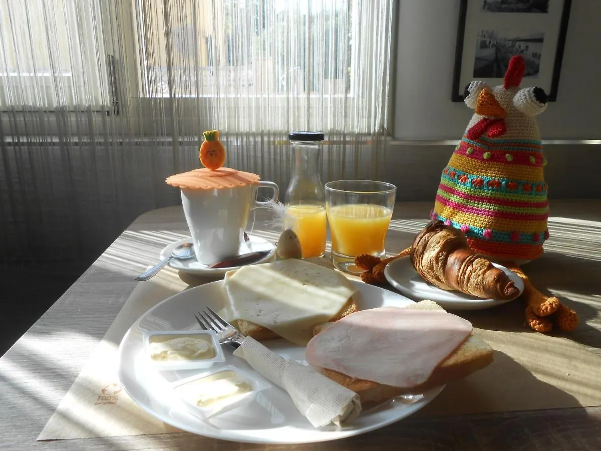 Hostal El Callejon Tarragona Spain